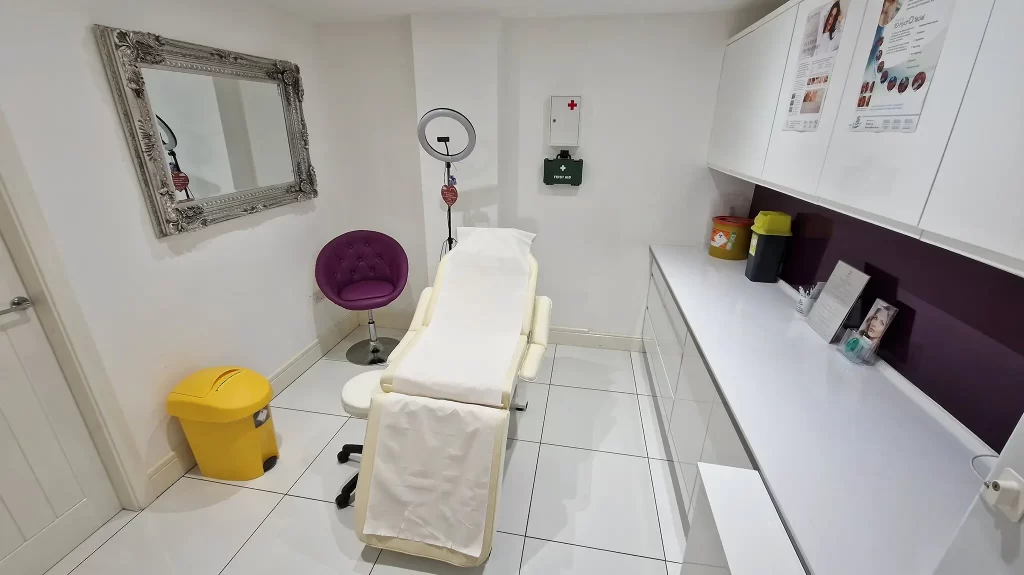 تجهیزات به‌روز در کلینیک آتریسا