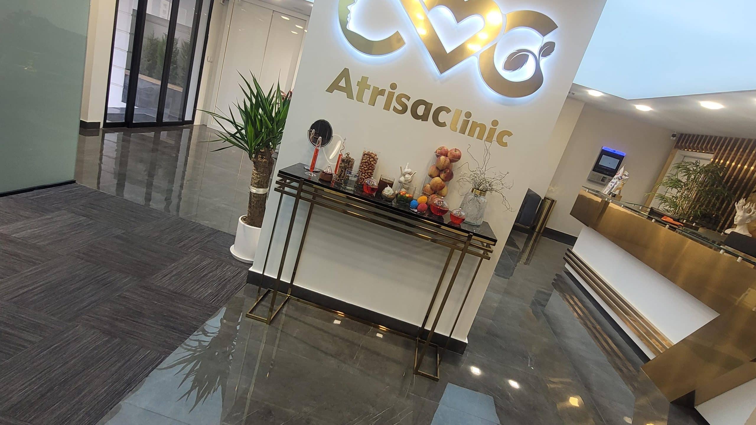 کلینیک تخصصی و زیبایی آتریسا بلوار مرزداران | مجهزترین مرکز لیزر و خدمات زیبایی