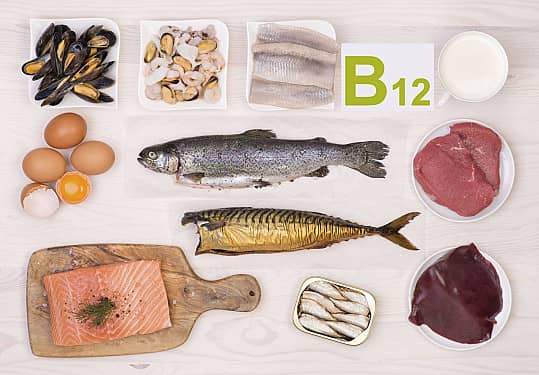 علل کم‌خونی ناشی از کمبود ویتامین B12 یا فولات