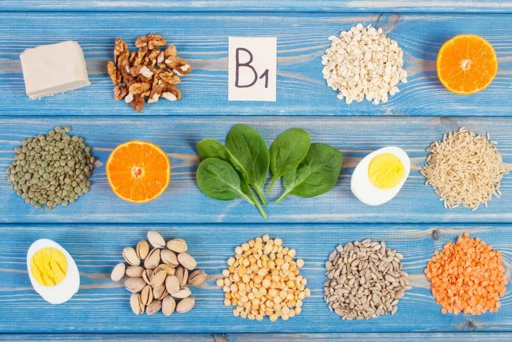 ویتامین B1 (تیامین): نقش، فواید، و منابع غذایی برای سلامت
