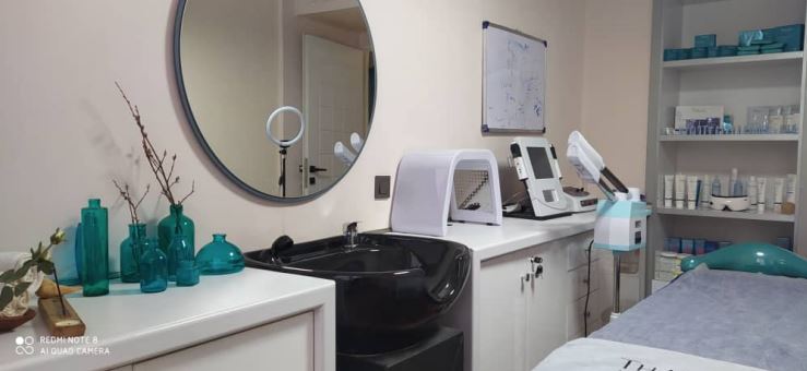 کلینیک پوست و مو دلدار: خدمات حرفه‌ای و پیشرفته برای زیبایی شما