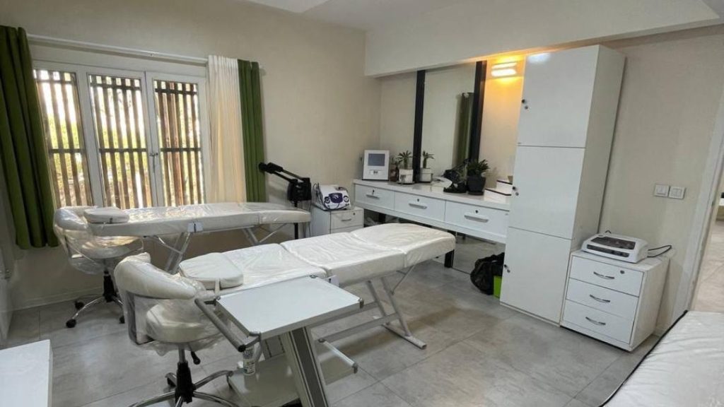 کلینیک زیبایی و لاغری نابلکس در اصفهان