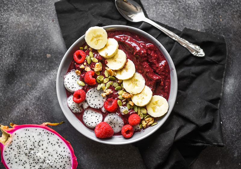 روش‌های مختلف خوردن دراگون فروت