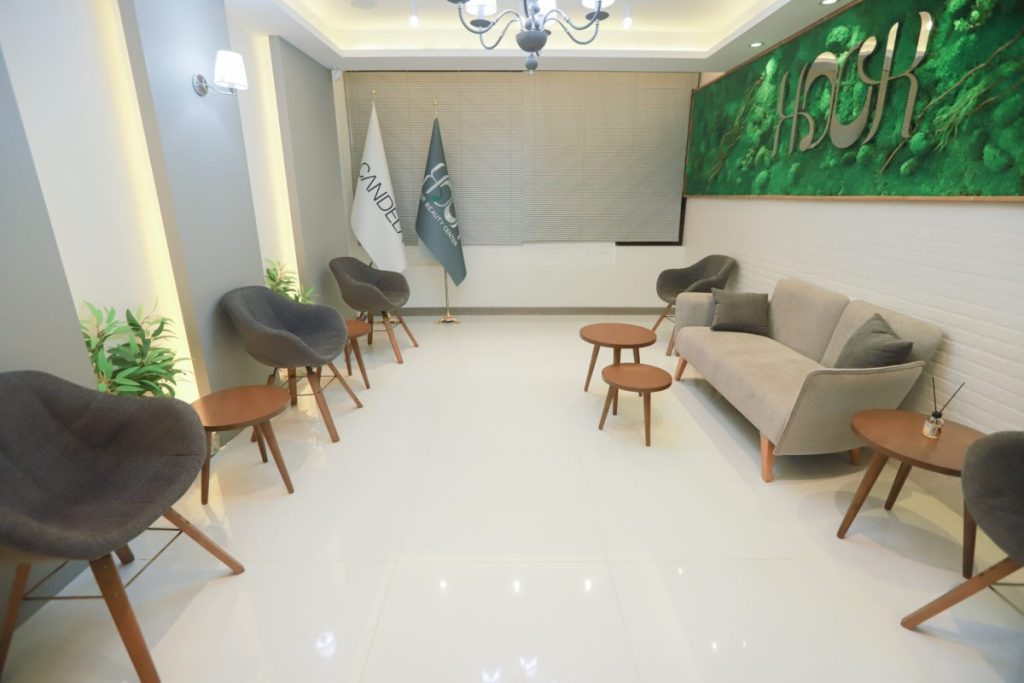 راهنمای کامل کلینیک هور قزوین؛ لیزر کندلا + تزریق فیلر و بوتاکس + فشیال و پاکسازی