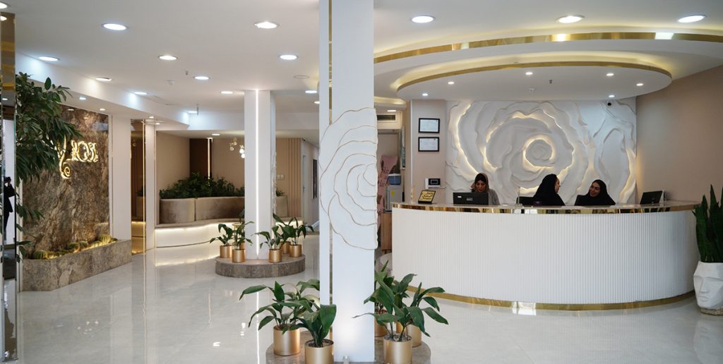 کلینیک دکتر لطف آبادی؛ مرکز پیشرفته زیبایی و درمان پوست و مو در مشهد